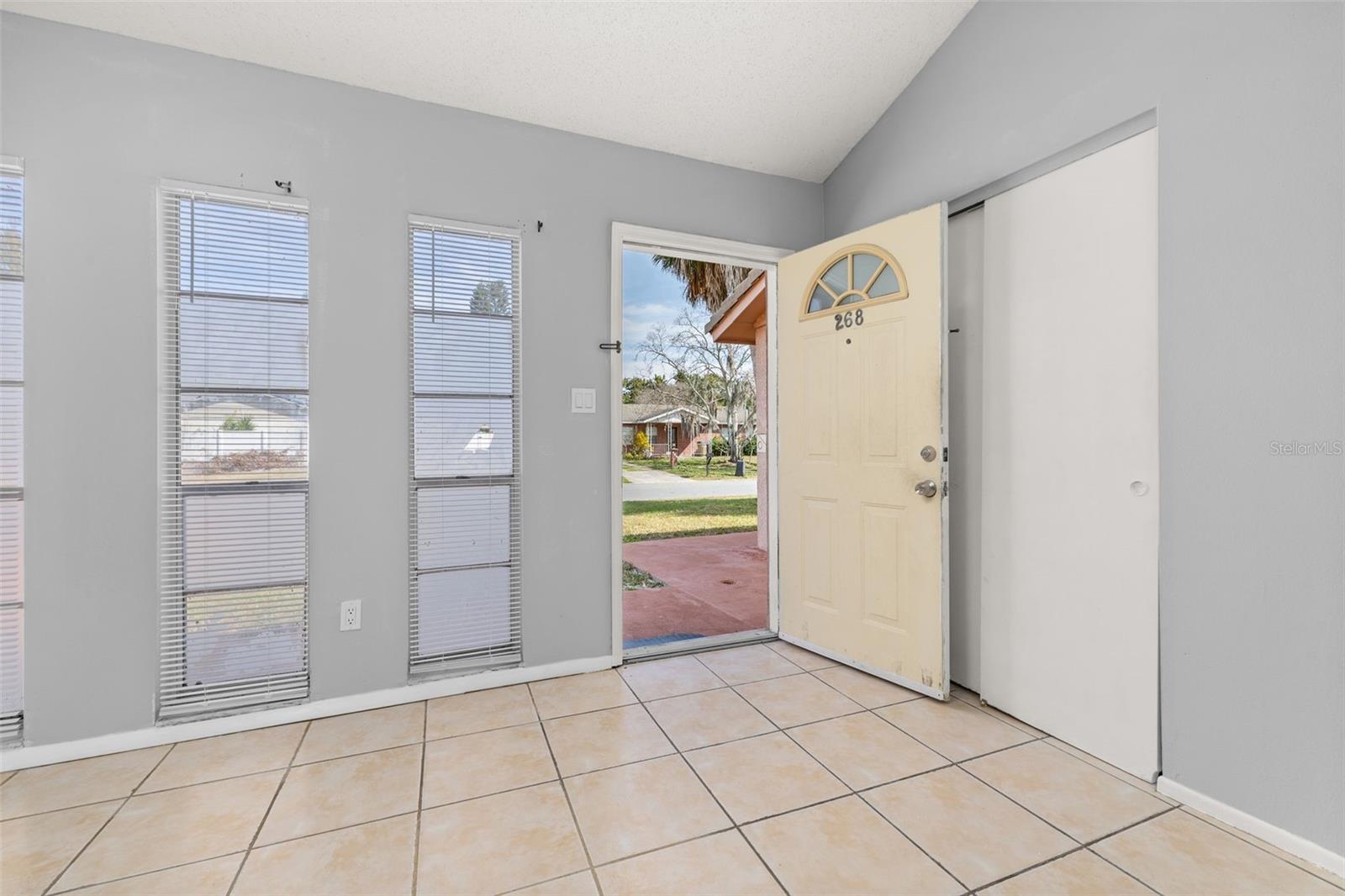 Image 7 of 43 For 268 Azalea Drive