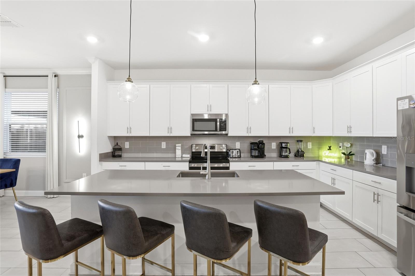 Image 10 of 75 For 8904 Takeaway Way