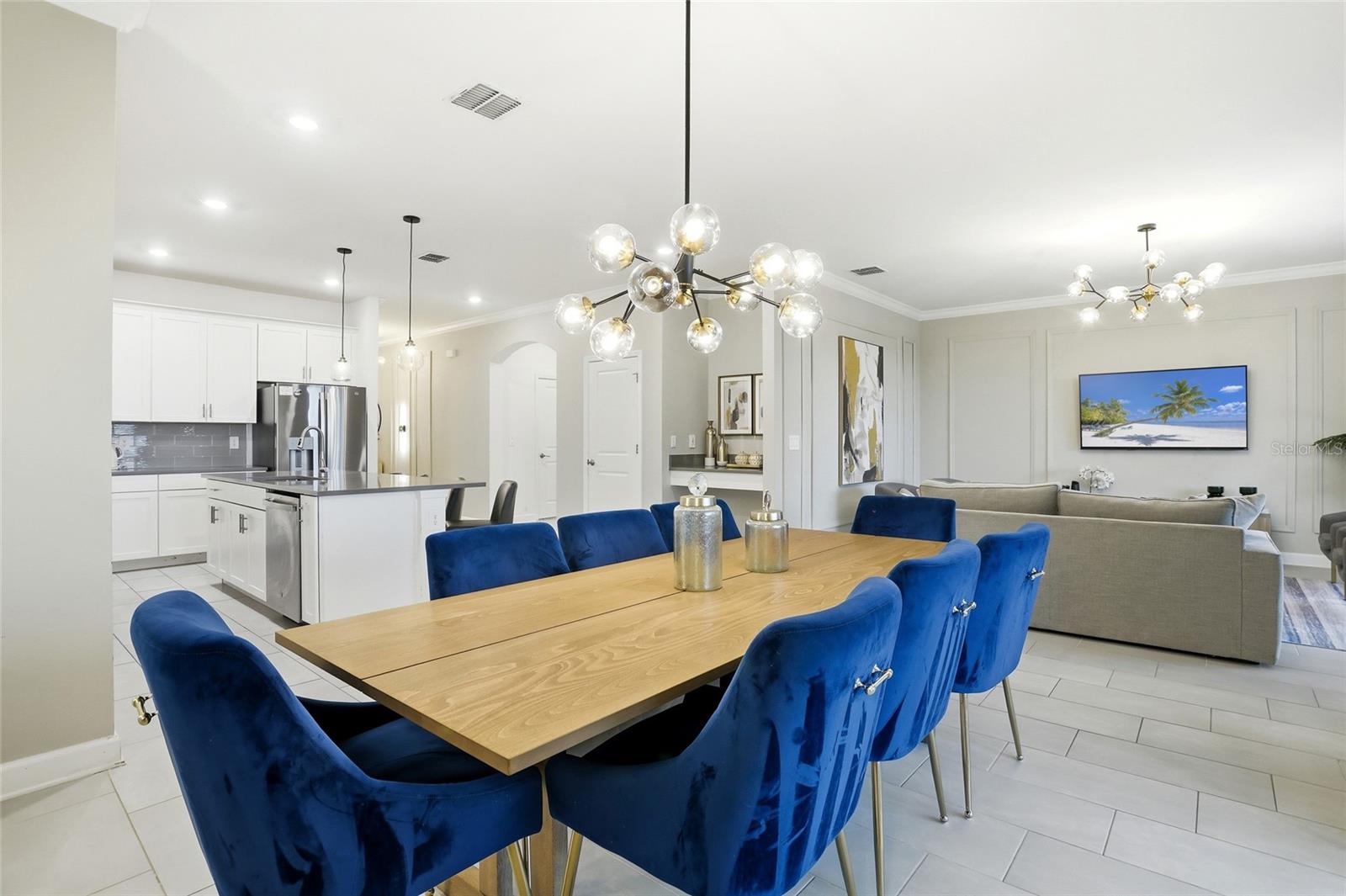 Image 14 of 75 For 8904 Takeaway Way