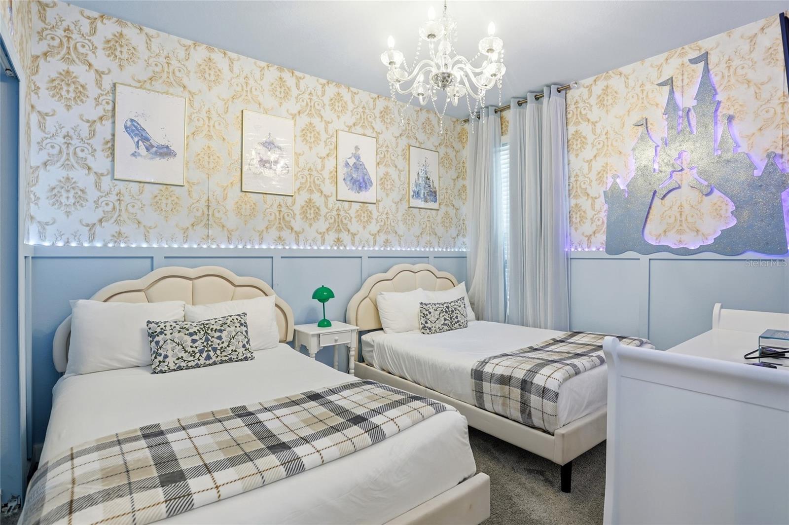 Image 33 of 75 For 8904 Takeaway Way