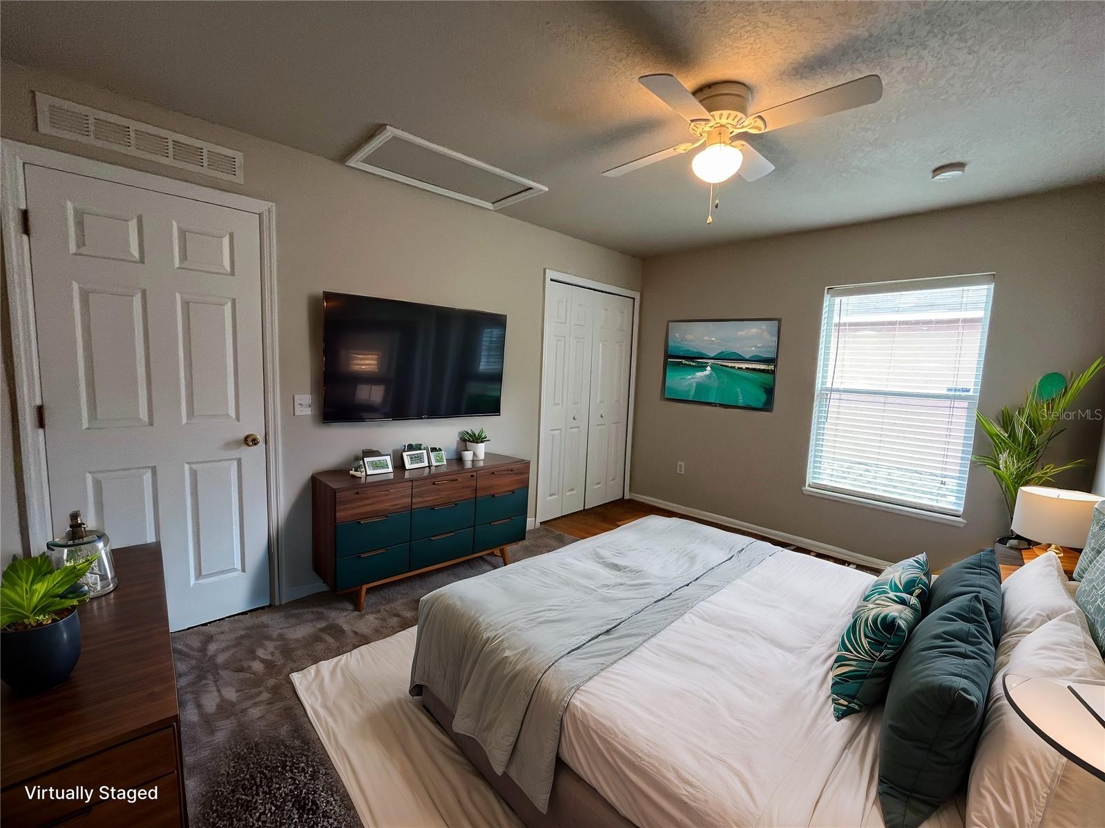 Image 12 of 25 For 459 Rio Grande Lane