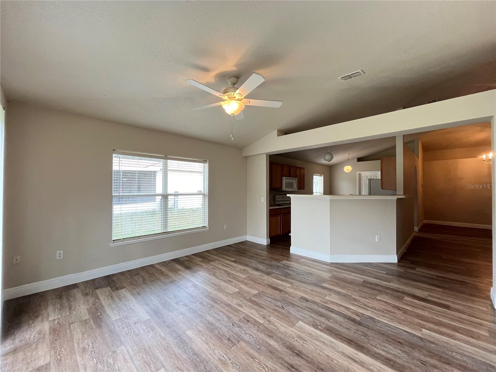 Image 21 of 25 For 459 Rio Grande Lane