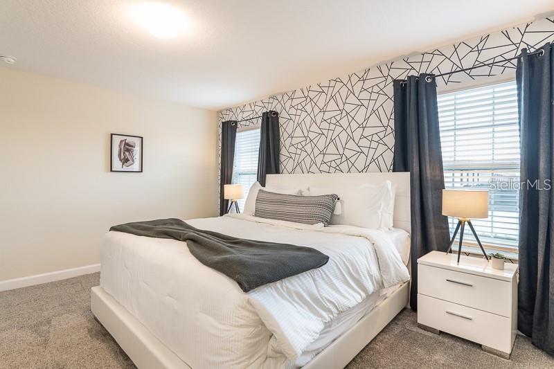 Image 13 of 33 For 5025 Windermere Avenue