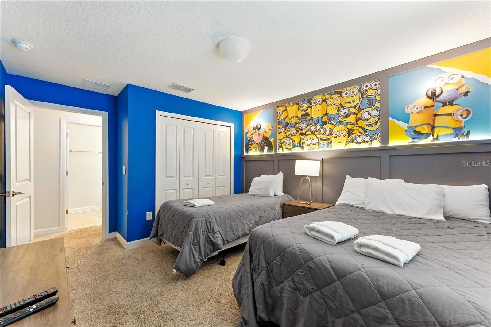 Image 23 of 33 For 5025 Windermere Avenue