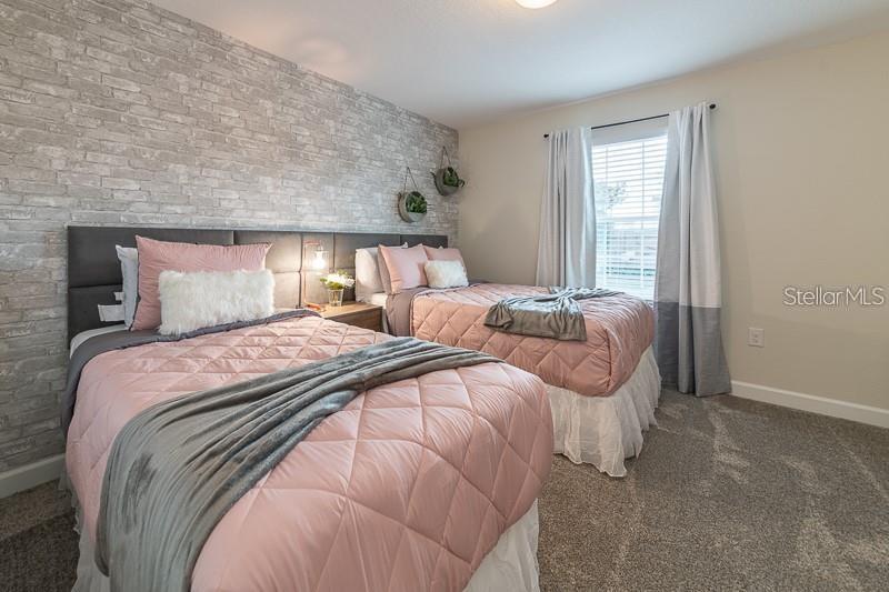 Image 26 of 33 For 5025 Windermere Avenue