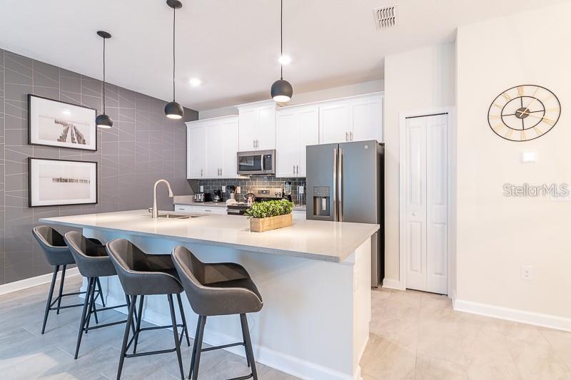 Image 3 of 33 For 5025 Windermere Avenue