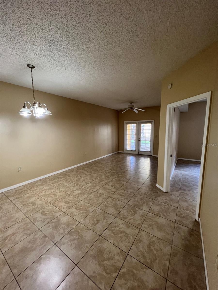 Image 3 of 11 For 10855 Windsor Walk Drive 5109