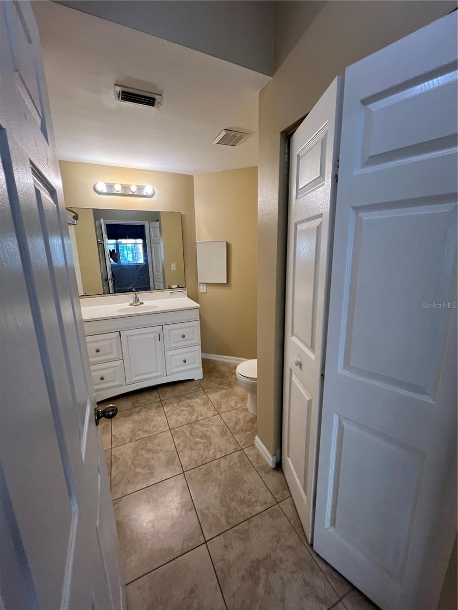 Image 6 of 11 For 10855 Windsor Walk Drive 5109