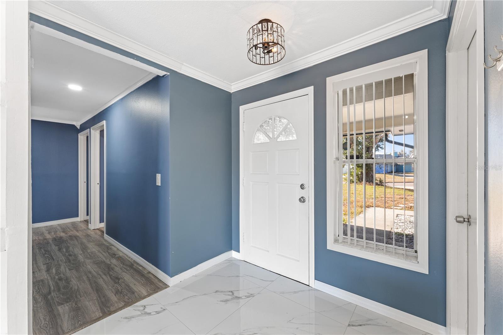 Image 2 of 21 For 2737 Foxwood Court