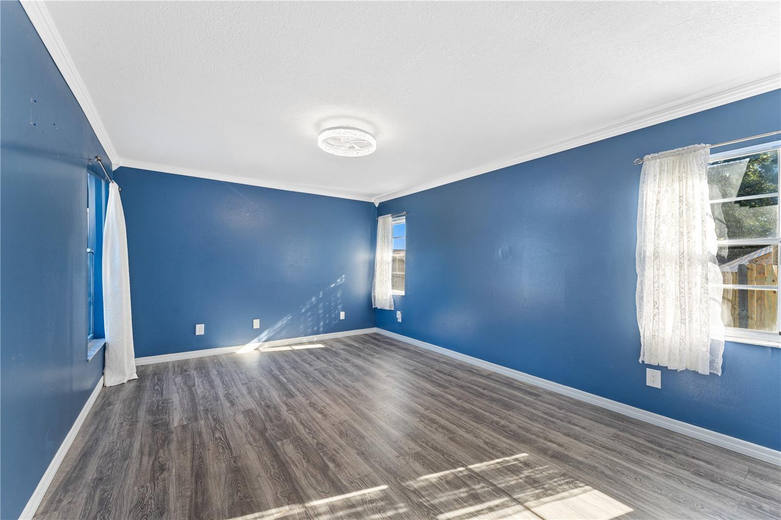 Image 8 of 21 For 2737 Foxwood Court