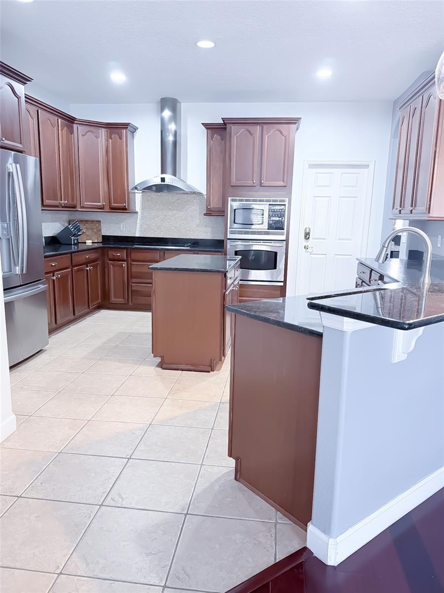 Image 13 of 42 For 7637 Saint Stephens Court