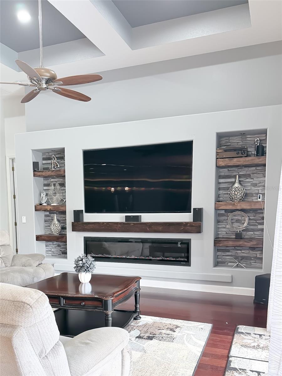 Image 17 of 42 For 7637 Saint Stephens Court