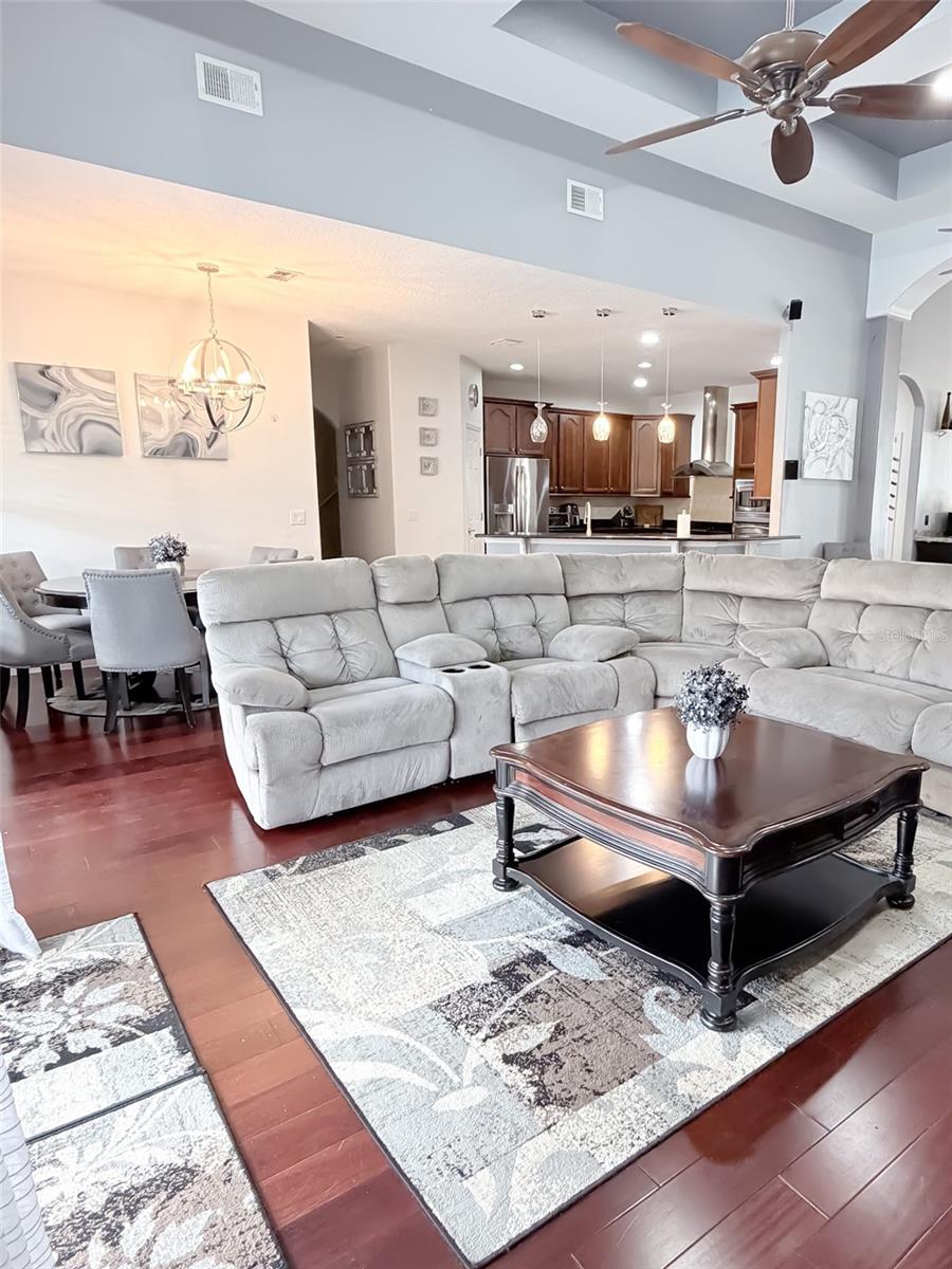 Image 20 of 42 For 7637 Saint Stephens Court