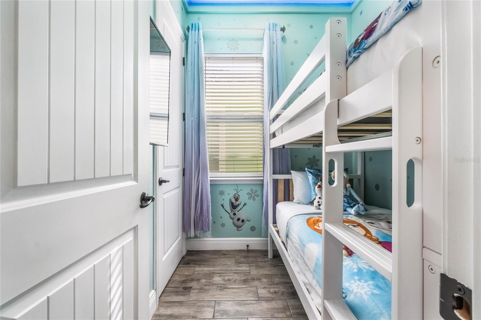 Image 14 of 21 For 8008 Sandy Toes Way