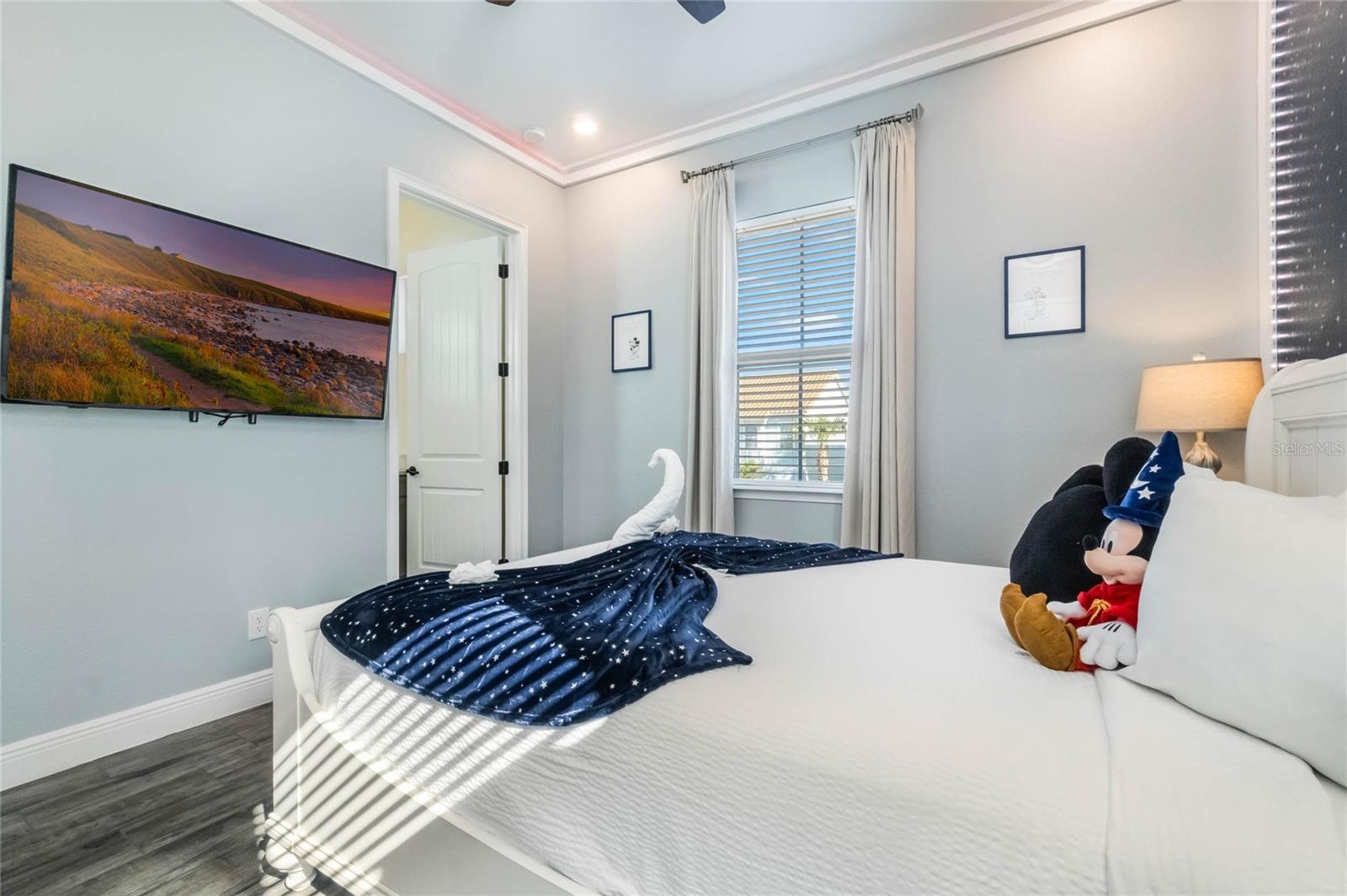 Image 9 of 21 For 8008 Sandy Toes Way