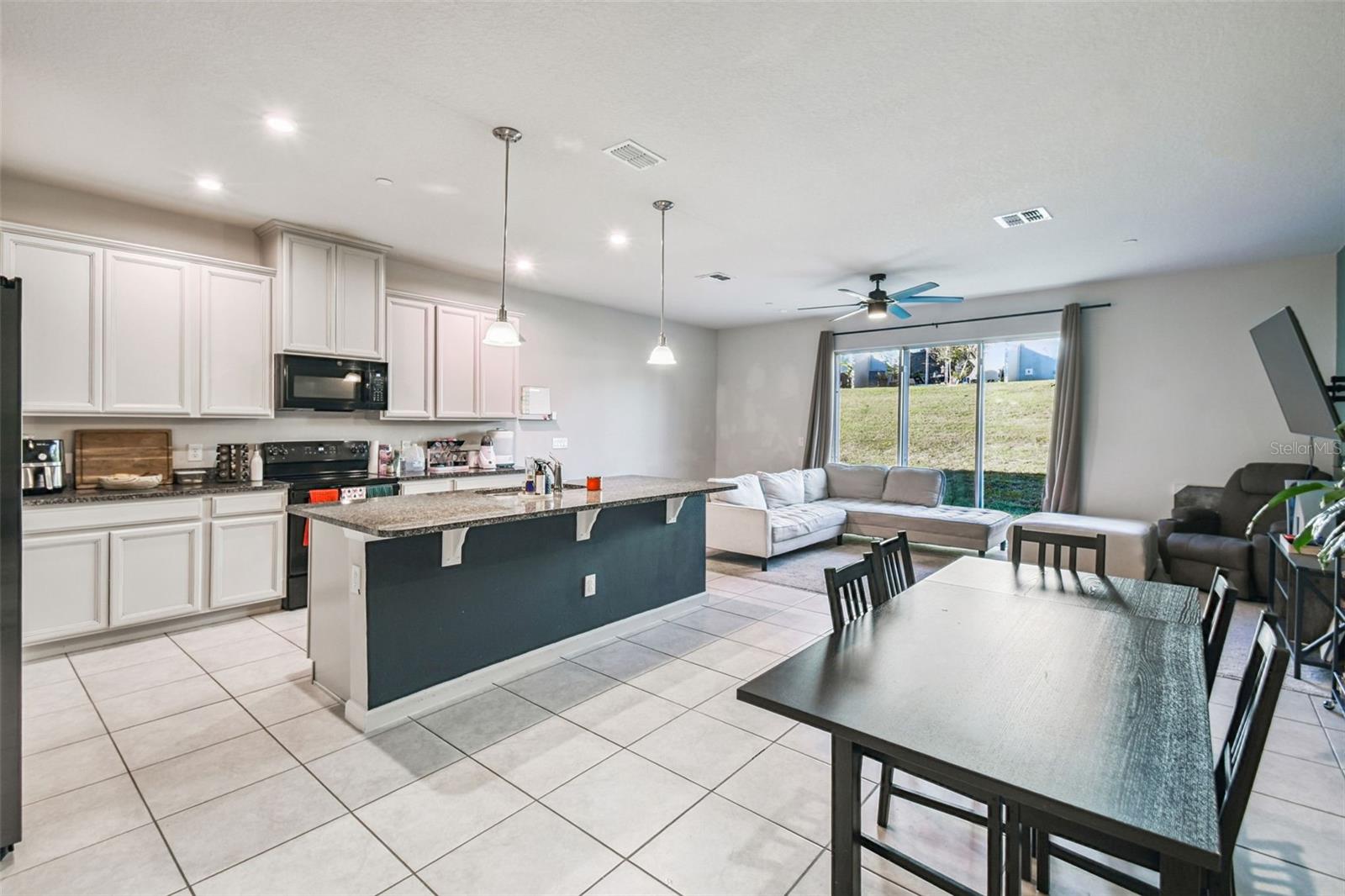 Image 3 of 22 For 1820 Holden Ridge Lane