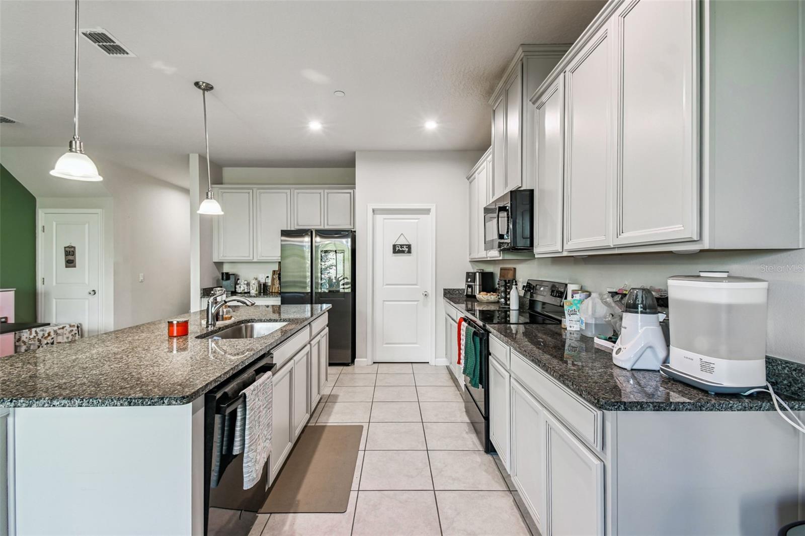 Image 7 of 22 For 1820 Holden Ridge Lane