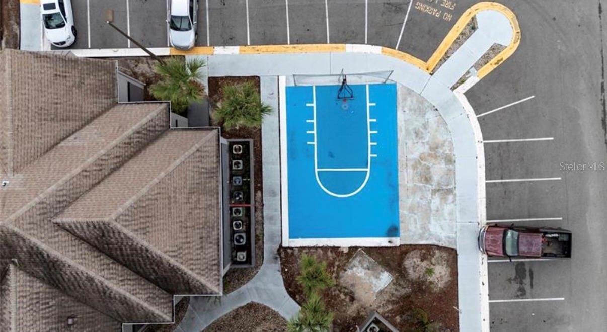 Image 17 of 19 For 3100 Parkway Boulevard 327