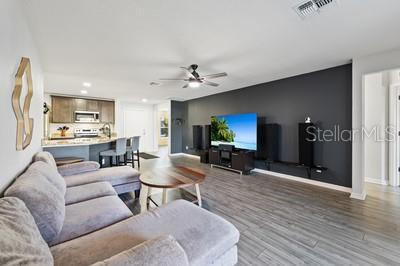 Image 6 of 28 For 5512 Jamboree Drive