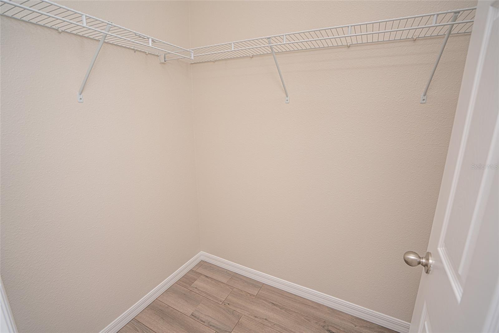 Image 22 of 29 For 2861 Sunstone Drive