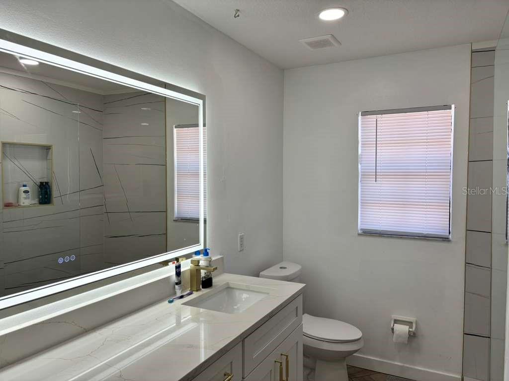 Image 38 of 62 For 1800 Granada Boulevard