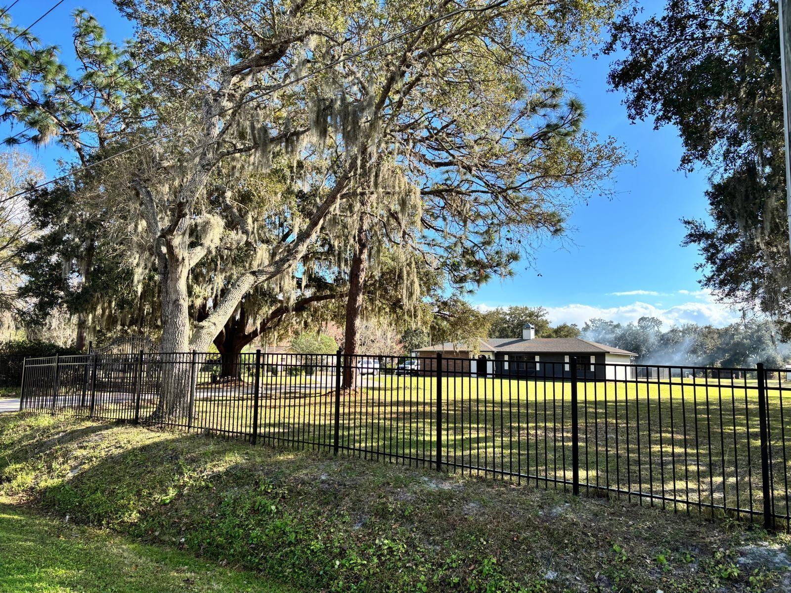 Image 4 of 62 For 1800 Granada Boulevard