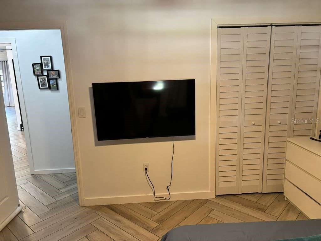 Image 43 of 62 For 1800 Granada Boulevard