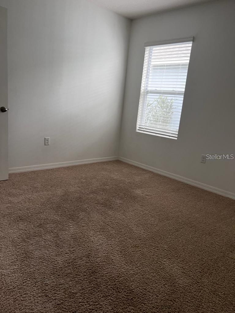 Image 10 of 15 For 521 Nicken Grove