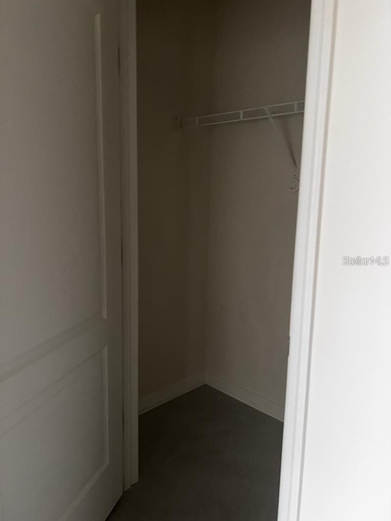 Image 4 of 15 For 521 Nicken Grove