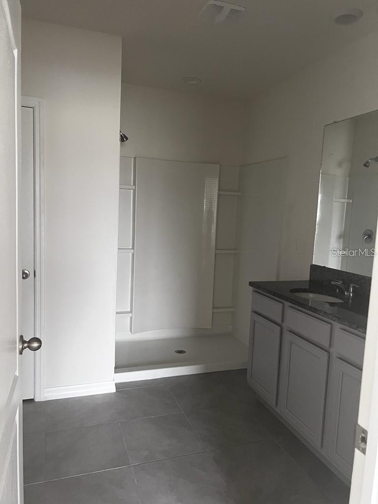 Image 5 of 15 For 521 Nicken Grove