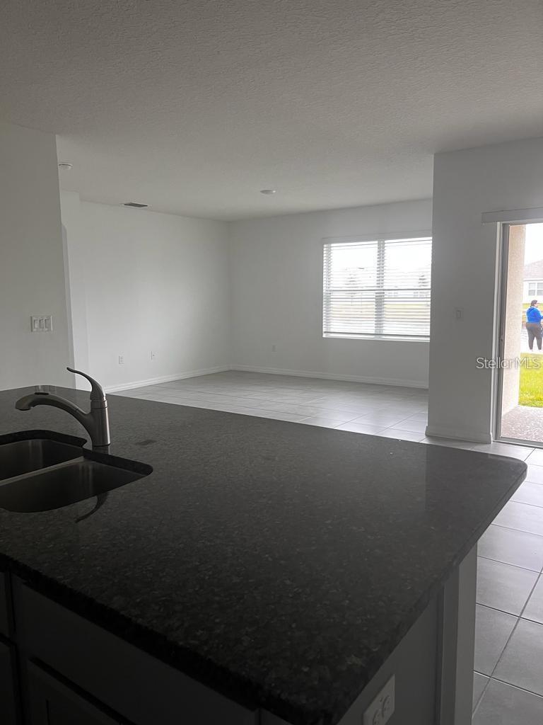 Image 6 of 15 For 521 Nicken Grove