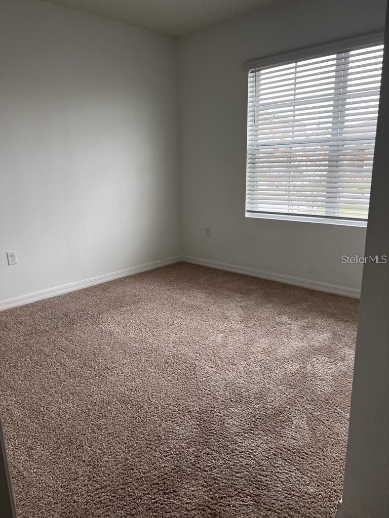 Image 8 of 15 For 521 Nicken Grove