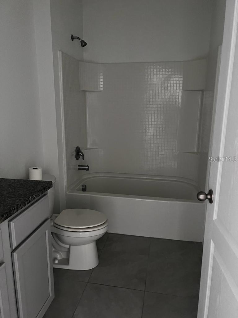 Image 9 of 15 For 521 Nicken Grove