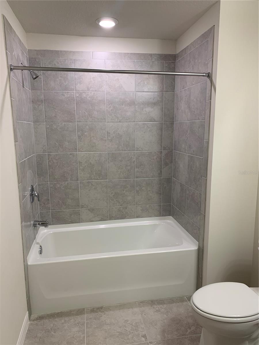 Image 14 of 15 For 2563 Buena View Road