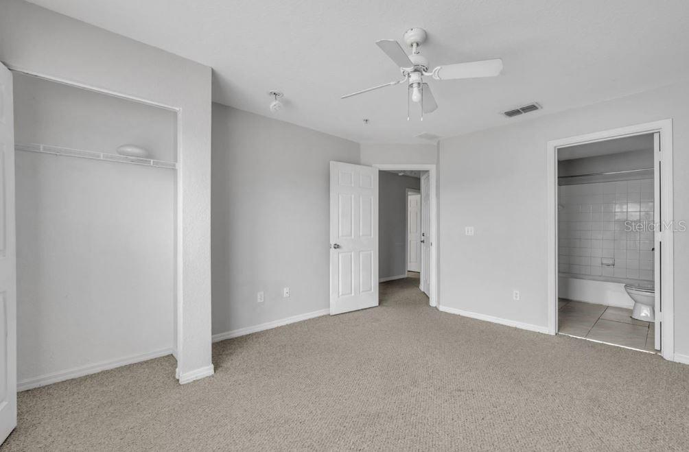 Image 10 of 22 For 4012 Santa Maria Drive 102