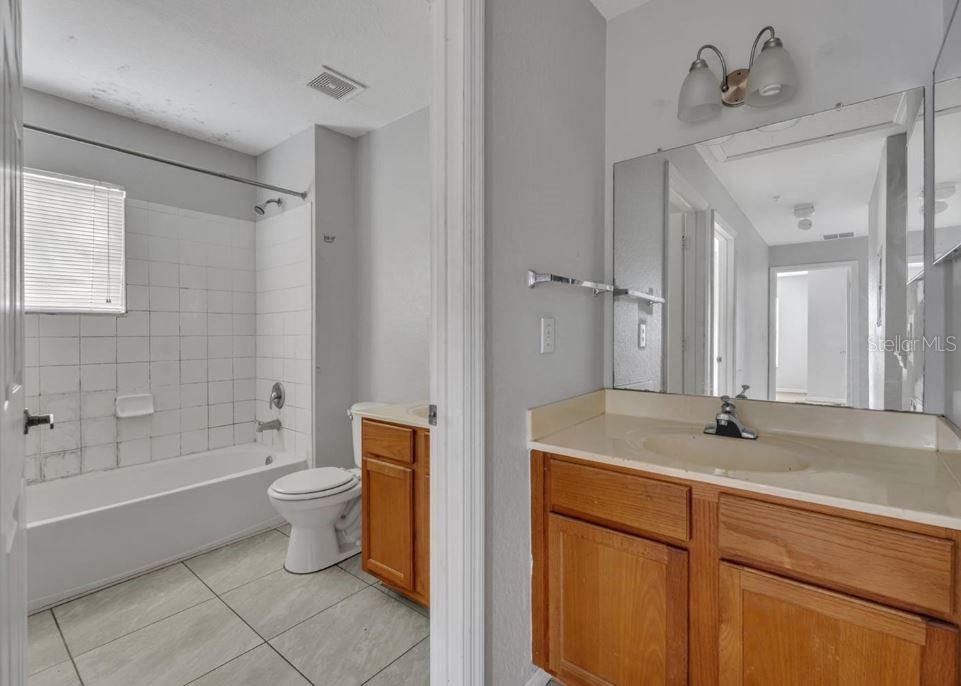 Image 9 of 22 For 4012 Santa Maria Drive 102