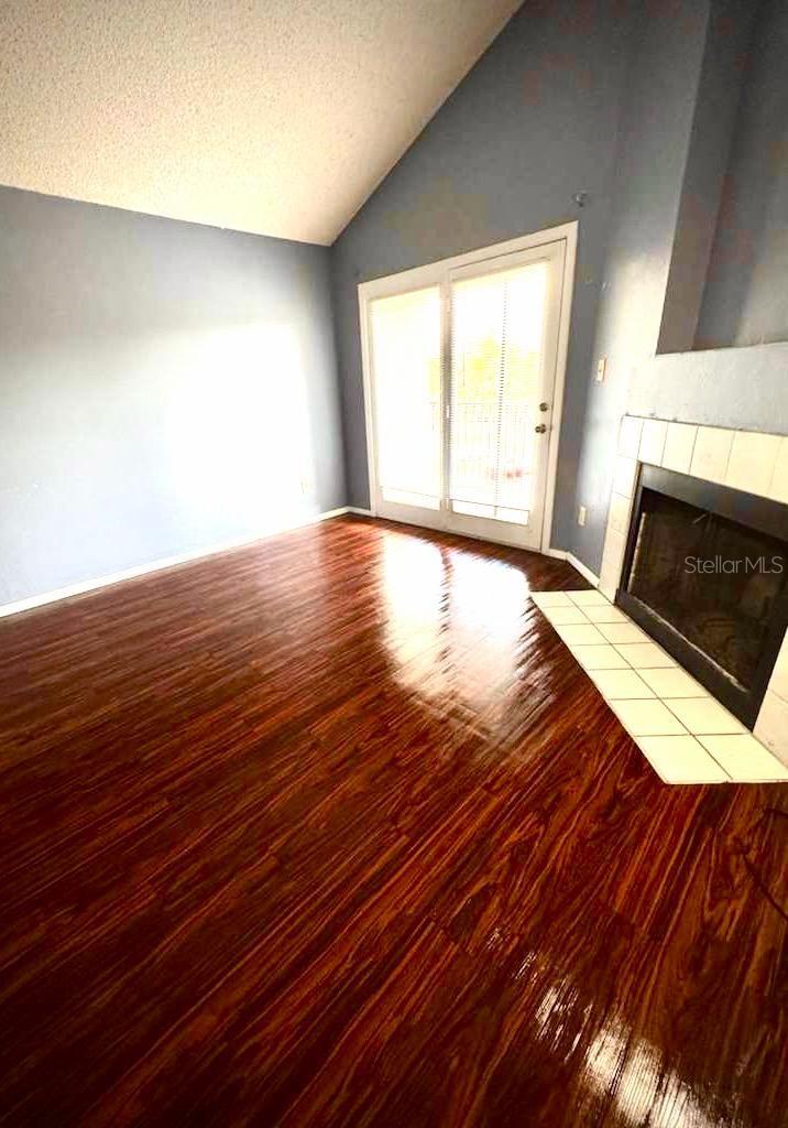 Image 3 of 14 For 232 Afton Square 309