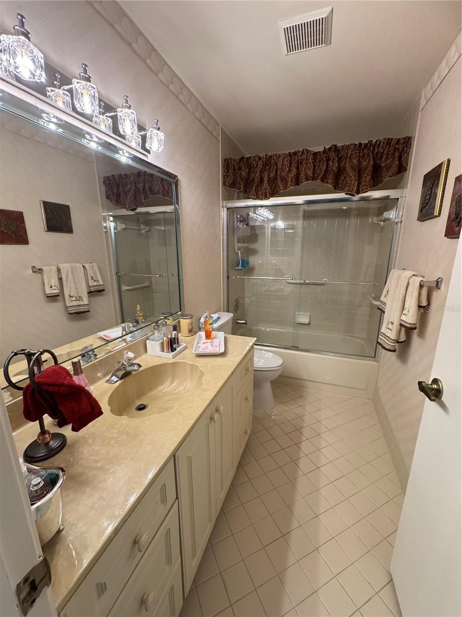 Image 12 of 31 For 3261 Anthony Circle N