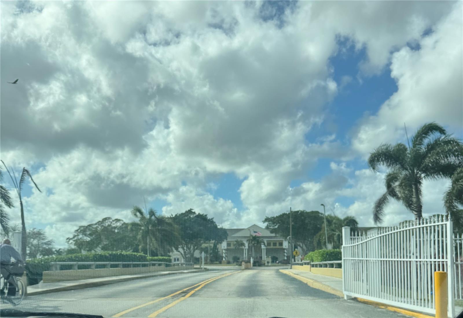 Image 4 of 26 For 349 Camden O  0