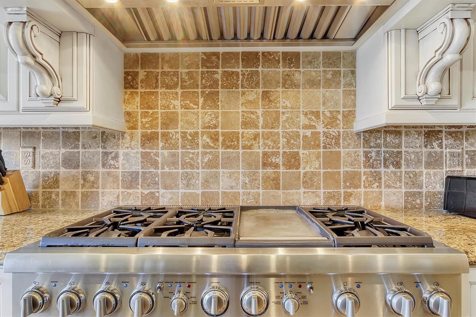 Image 15 of 69 For 340 Muirfield Loop