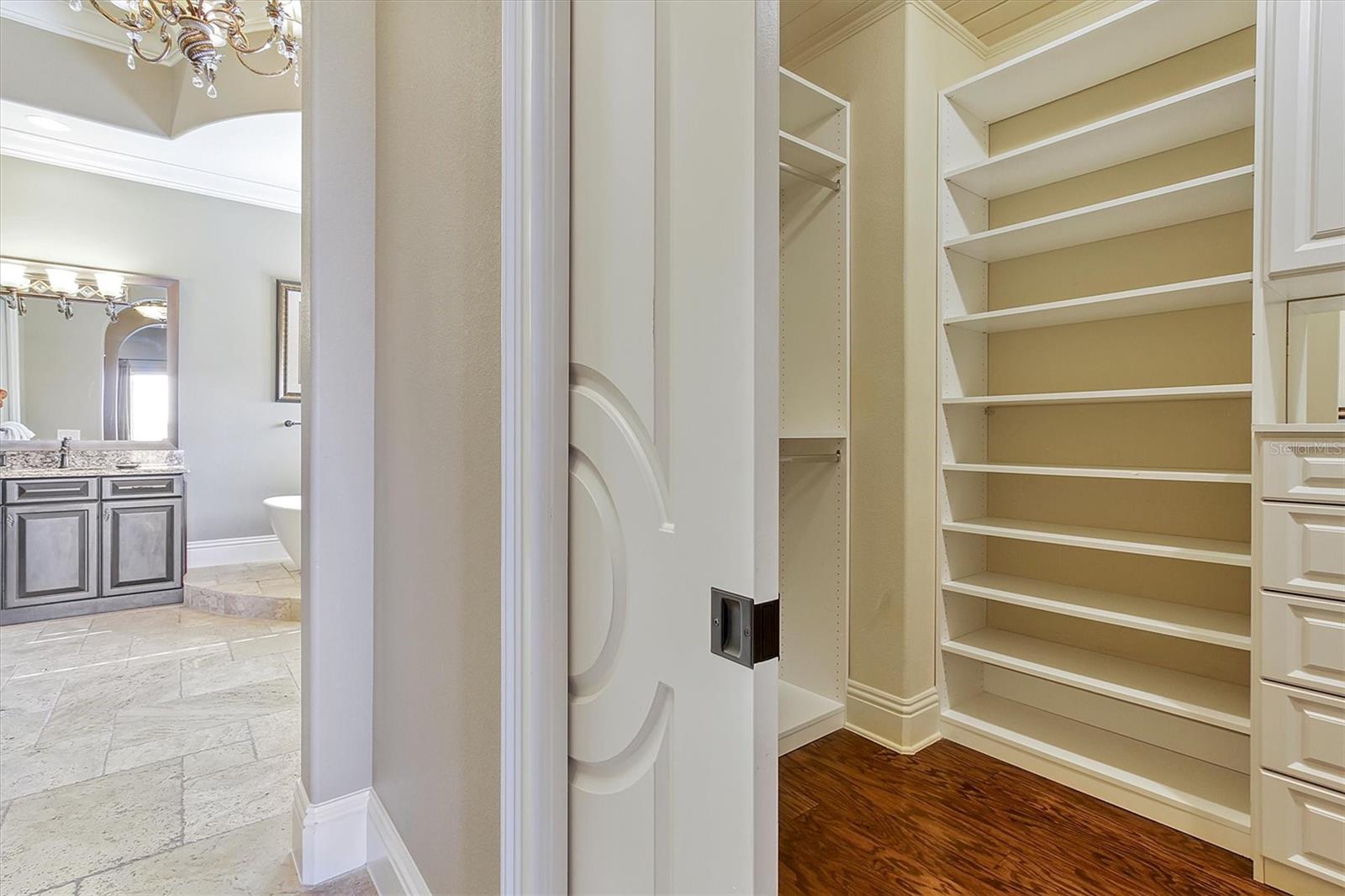 Image 34 of 69 For 340 Muirfield Loop