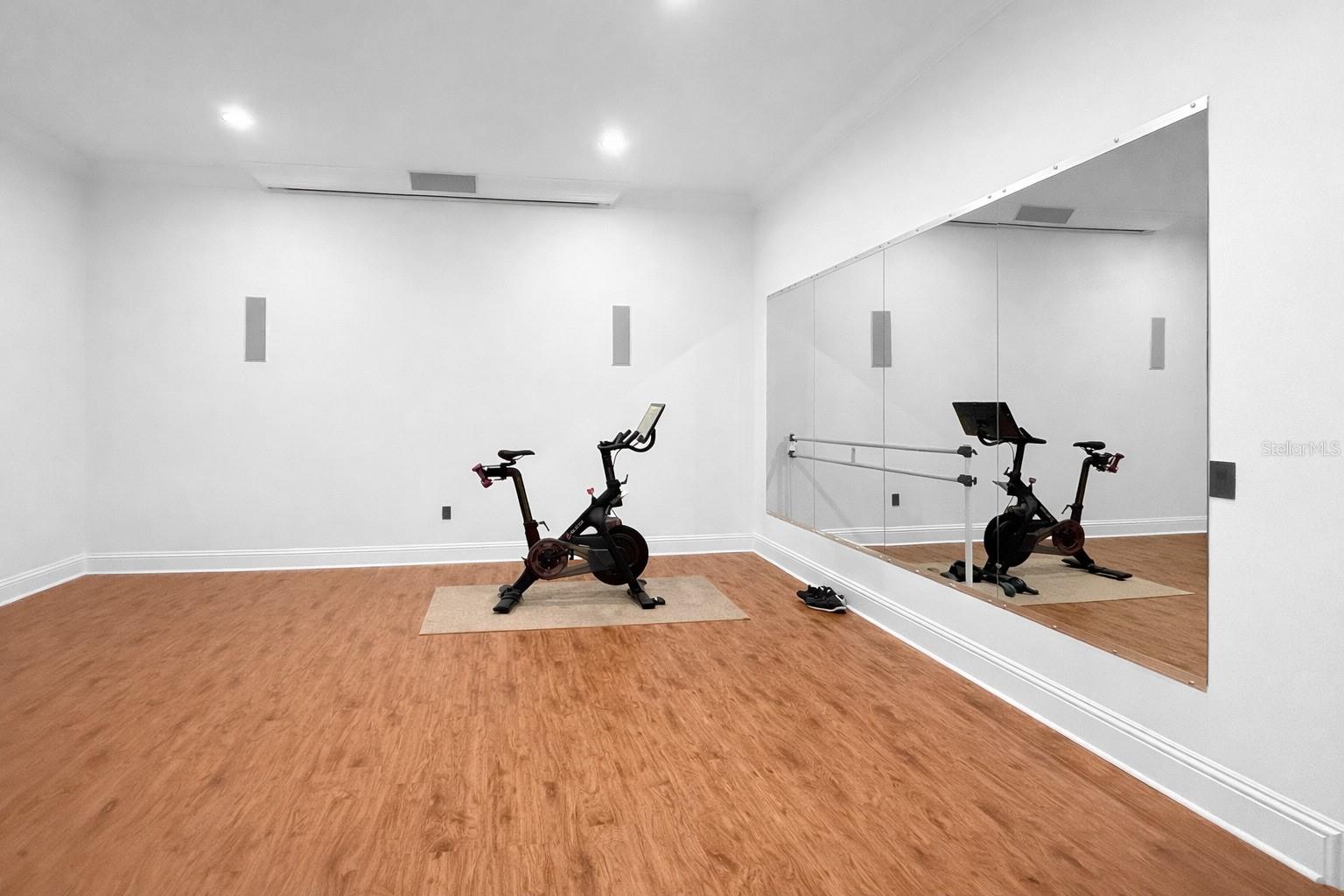 Image 42 of 69 For 340 Muirfield Loop