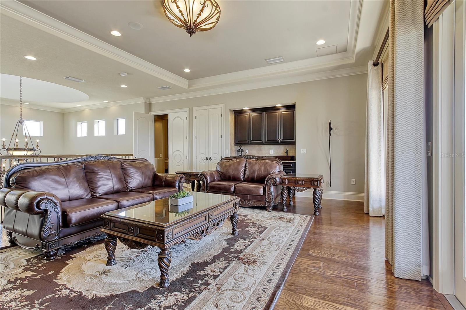 Image 46 of 69 For 340 Muirfield Loop