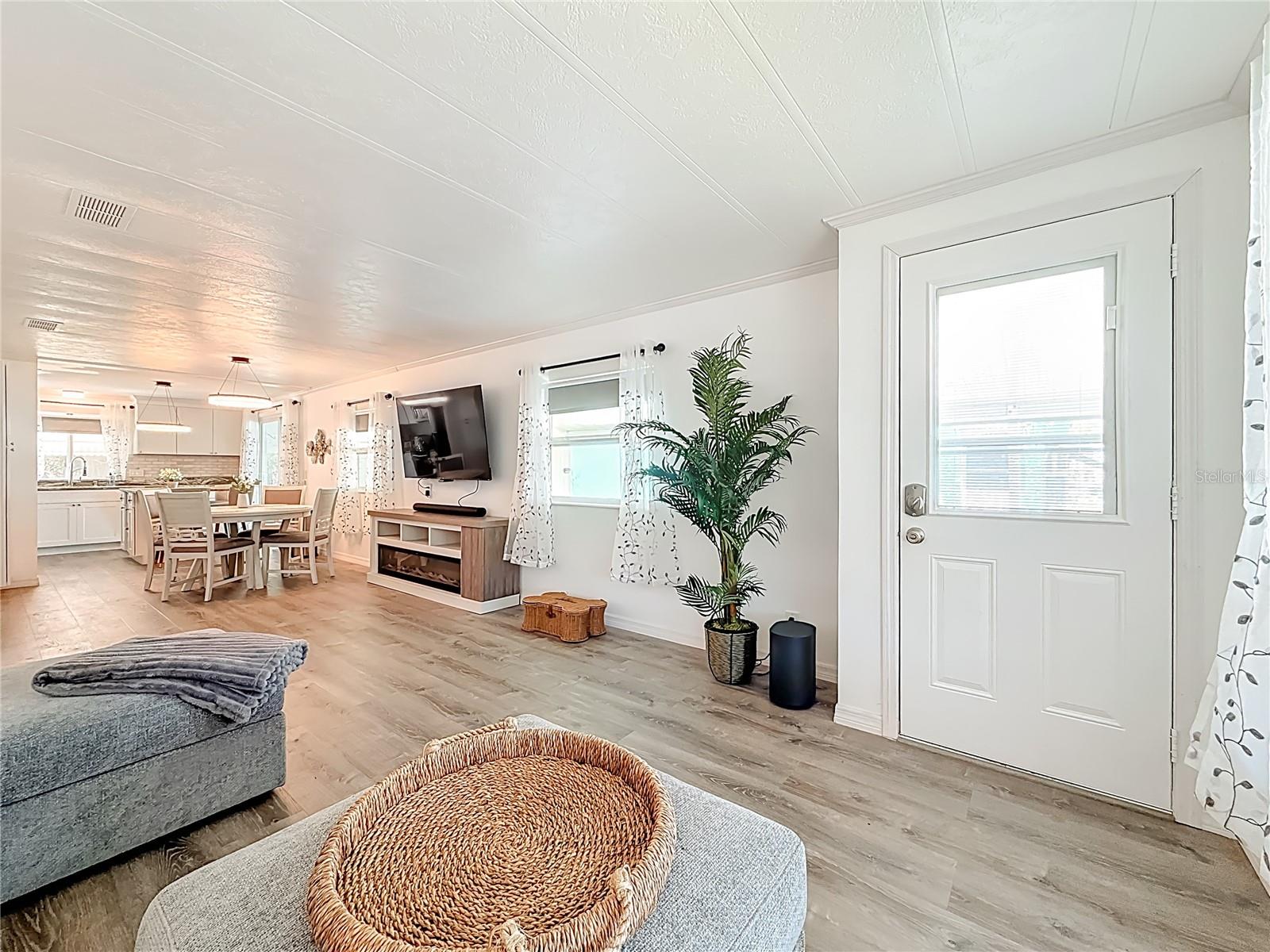 Image 15 of 64 For 4409 Tucker Square