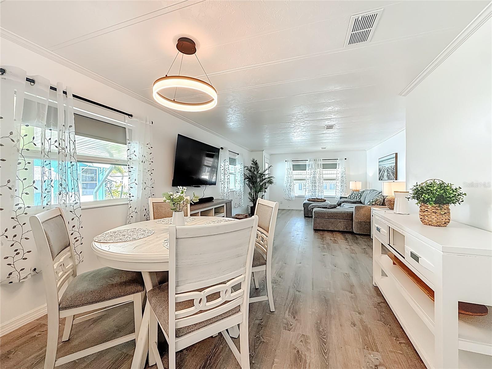 Image 19 of 64 For 4409 Tucker Square