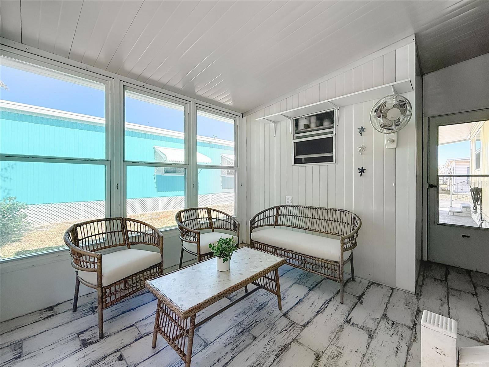 Image 42 of 64 For 4409 Tucker Square