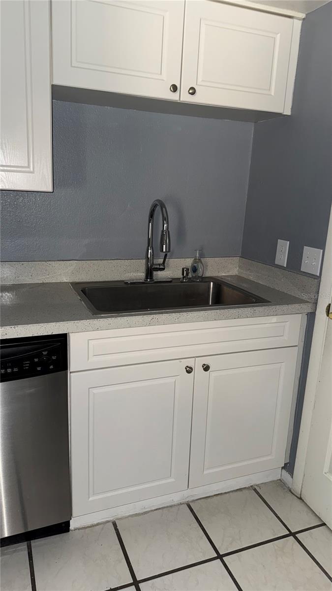 Image 18 of 25 For 2416 Swailes Drive Ge