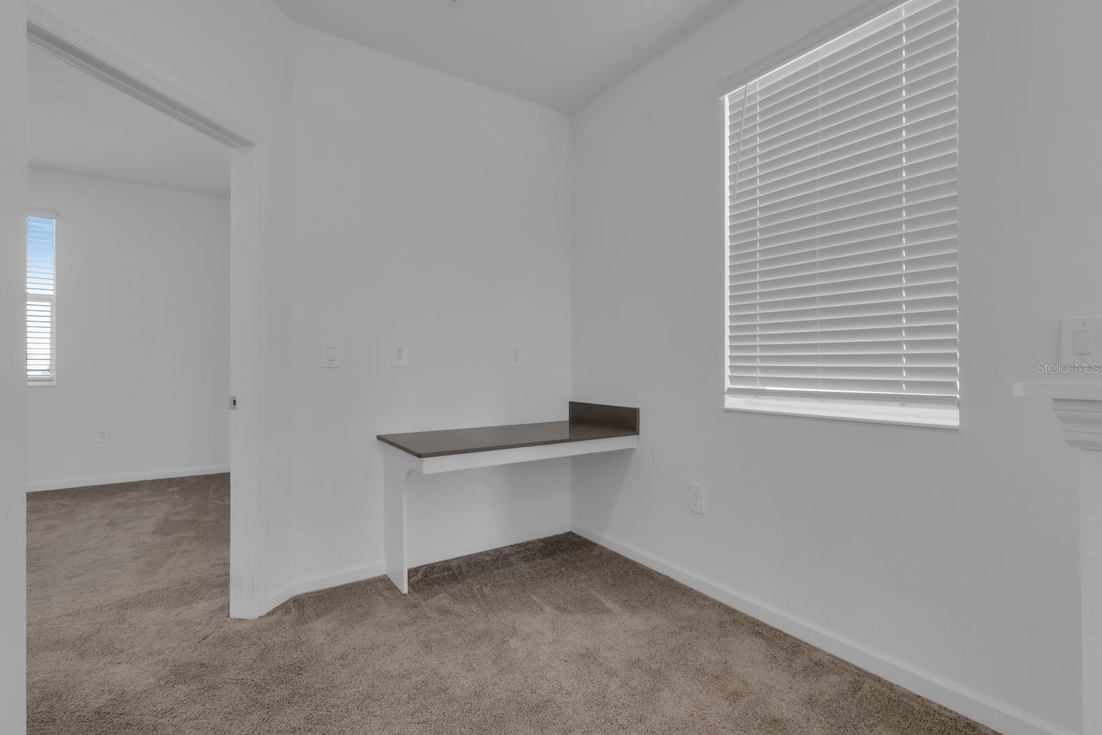 Image 21 of 52 For 1715 Happiness Row