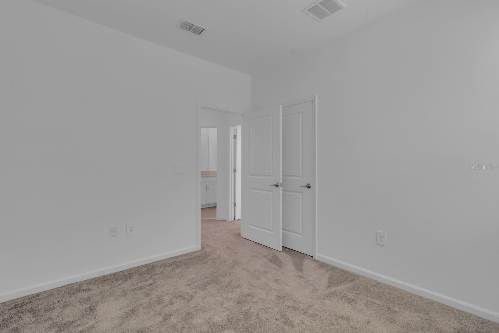 Image 34 of 52 For 1715 Happiness Row