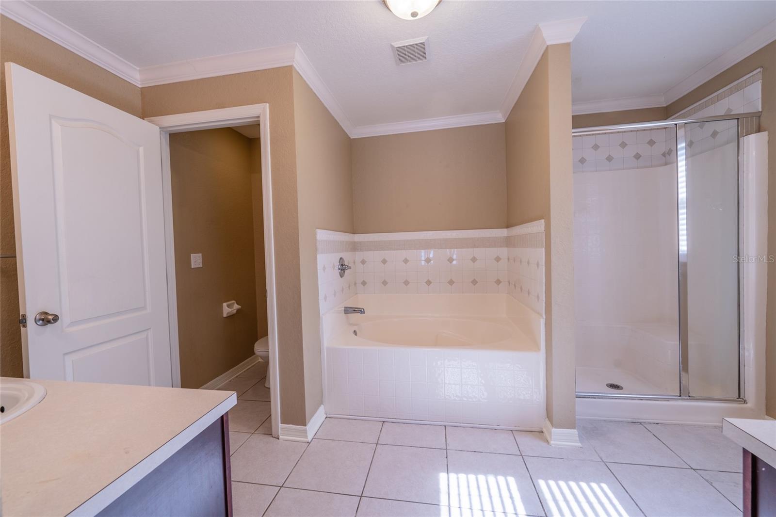 Image 20 of 28 For 6940 Bently Drive